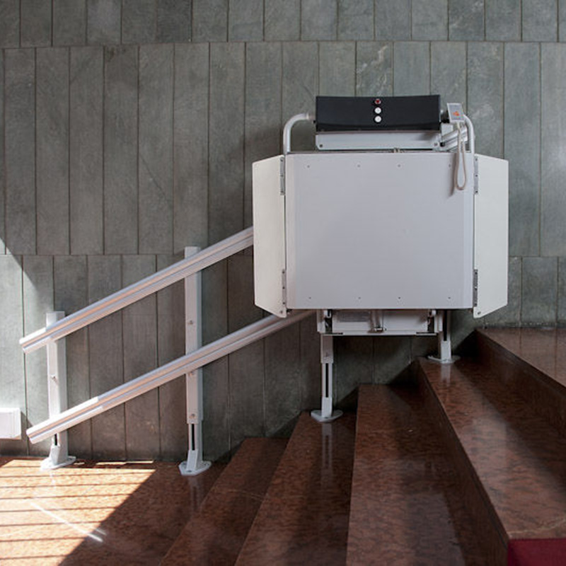 Plataforma-salvaescaleras-recta---Logic-salvatec